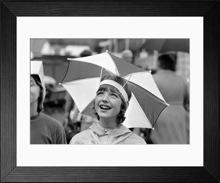 Framed Print : Wimbledon 1980: 2nd day. Funny hats. June 1980 80-3290-016 Framed Print : Wimbledon 1980: 2nd day. Funny hats. June 1980 80-3290-016