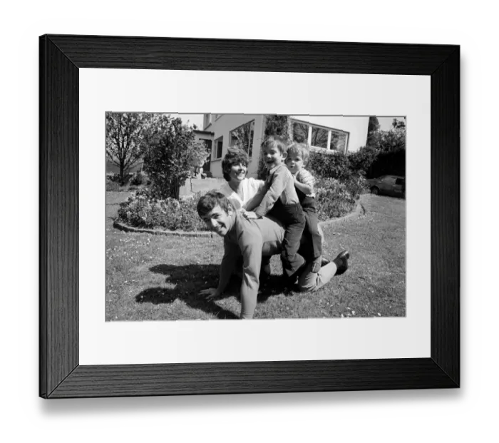 Framed Print : British golfer Tony Jacklin at home with his wife and children May 1975 Framed Print : British golfer Tony Jacklin at home with his wife and children May 1975