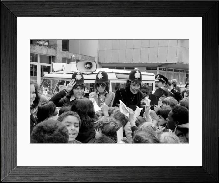 Framed Print : Pop Group Mud'. beseiged by autograph hunters May 1975 Framed Print : Pop Group Mud'. beseiged by autograph hunters May 1975