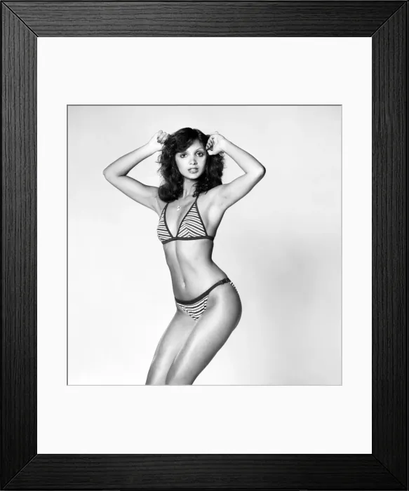 Framed Print : Glamour girl wearing Italian fashion. May 1975 Framed Print : Glamour girl wearing Italian fashion. May 1975