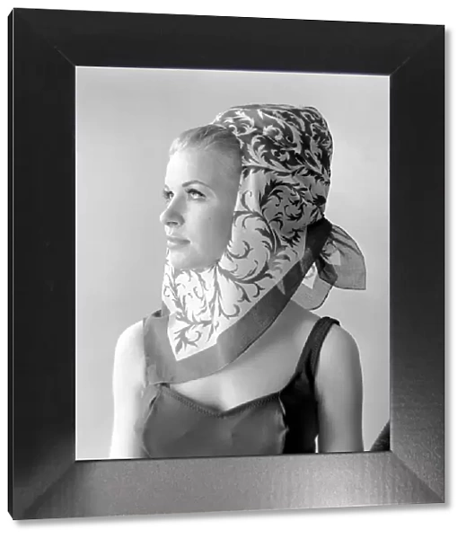 Clothing: Fashion: Headscarf. 1966 B1921-006