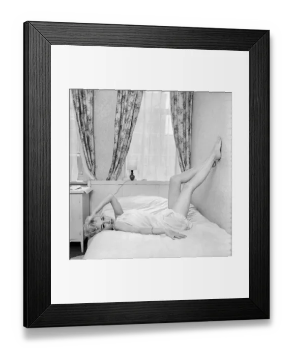 Framed Print : Actress Carole Lesley. 1964 E286-003 Framed Print : Actress Carole Lesley. 1964 E286-003