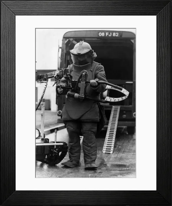 Framed Print : Suit for protection against bombs. February 1979 P035477 Framed Print : Suit for protection against bombs. February 1979 P035477