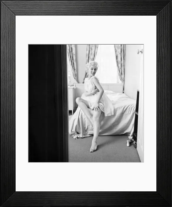 Framed Print : Actress Carole Lesley. 1964 E286-010 Framed Print : Actress Carole Lesley. 1964 E286-010