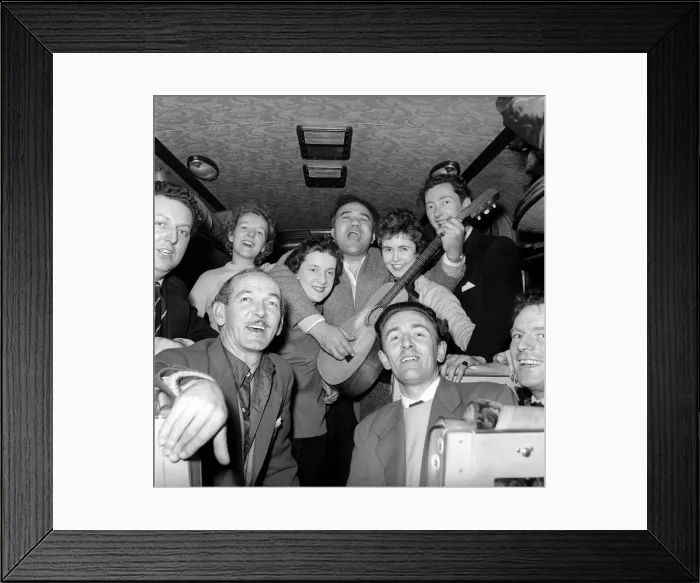 Framed Print : Friends enjoying a joke and a laugh on a coach trip to Manchester. July 1955 A322-003 Framed Print : Friends enjoying a joke and a laugh on a coach trip to Manchester. July 1955 A322-003
