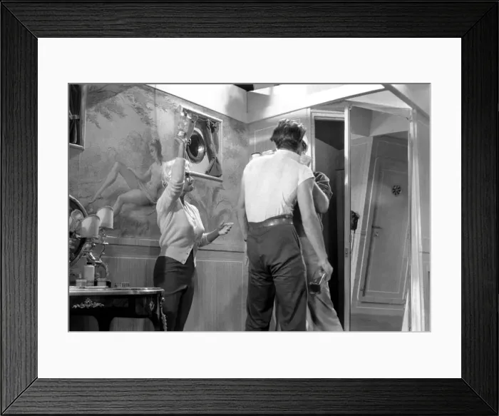 Framed Print : Sean Connery on the set of the film Action of the Tiger Framed Print : Sean Connery on the set of the film Action of the Tiger