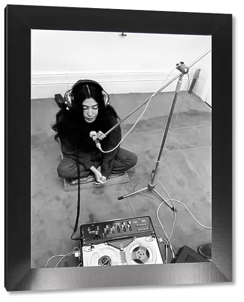 Japanese artist and singer Yoko Ono. 1967 A1313-014