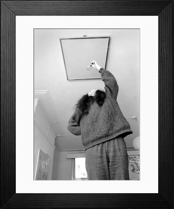 Framed Print : Japanese artist and singer Yoko Ono. 1967 A1313-010 Framed Print : Japanese artist and singer Yoko Ono. 1967 A1313-010