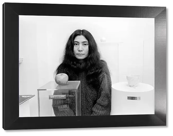 Japanese artist and singer Yoko Ono. 1967 A1313-008