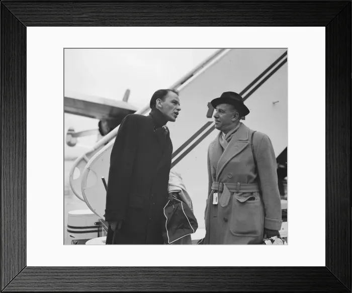 Framed Print : Singer Frank Sinatra seen here with Sunday People journalisrt Arthur Helliwell about to Framed Print : Singer Frank Sinatra seen here with Sunday People journalisrt Arthur Helliwell about to