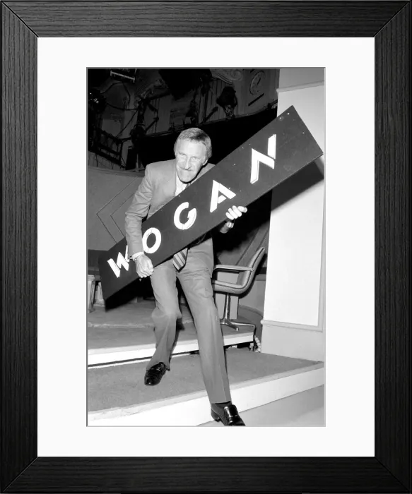 Framed Print : Bruce Forsyth TV Presenter & Entertainment who is currently standing in for Terry Wogan