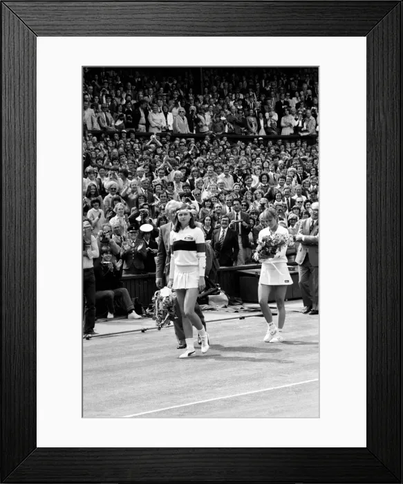 Framed Print : Wimbledon Tennis. 1981 Womens Finals. Chris Evert Lloyd v. Hana Mandlikova Framed Print : Wimbledon Tennis. 1981 Womens Finals. Chris Evert Lloyd v. Hana Mandlikova