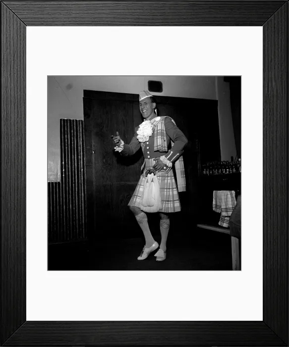 Framed Print : Bruce Forsythe in costume Framed Print : Bruce Forsythe in costume