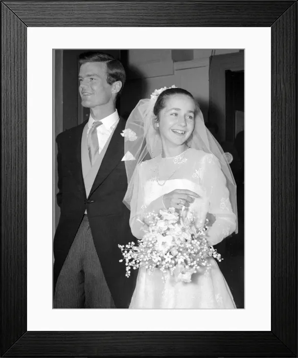 Framed Print : Sixteen year old Caroline Jayne Beuttler and husband Allan Clark 30 seen here after