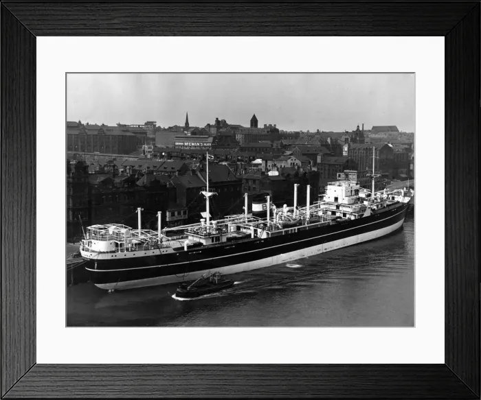 Framed Print : Ship La Sierra on the River Tyne Framed Print : Ship La Sierra on the River Tyne