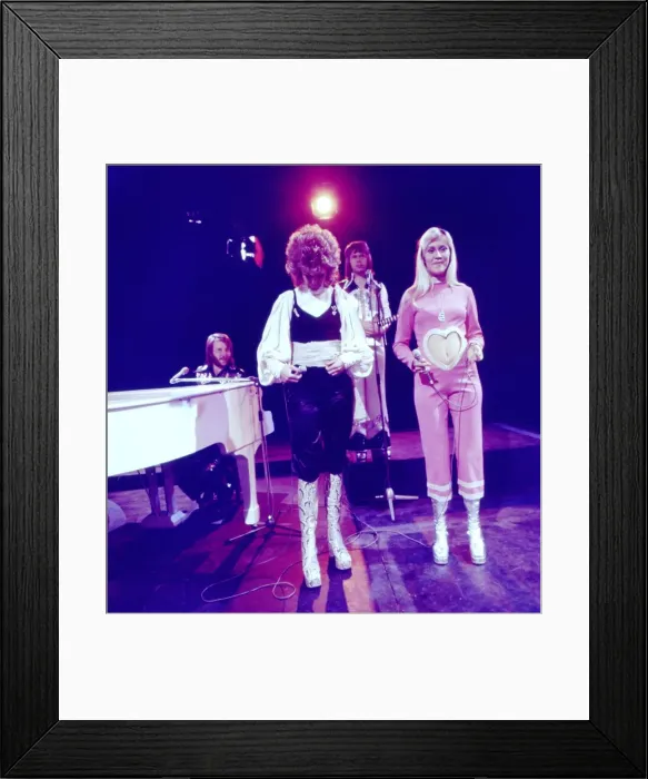 Framed Print : Abba in rehearsals for Top of the Pops at White City Studios, London Framed Print : Abba in rehearsals for Top of the Pops at White City Studios, London