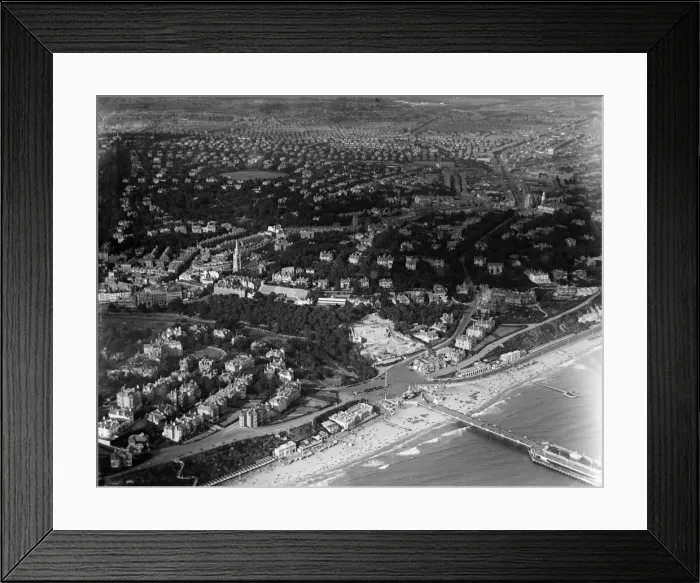 Framed Print : Aerial view of the sea front at Bournmouth. September 1926