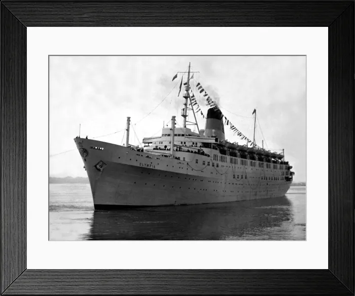 Framed Print : The ship Olympia leaving Southampton on her maiden voyage Framed Print : The ship Olympia leaving Southampton on her maiden voyage