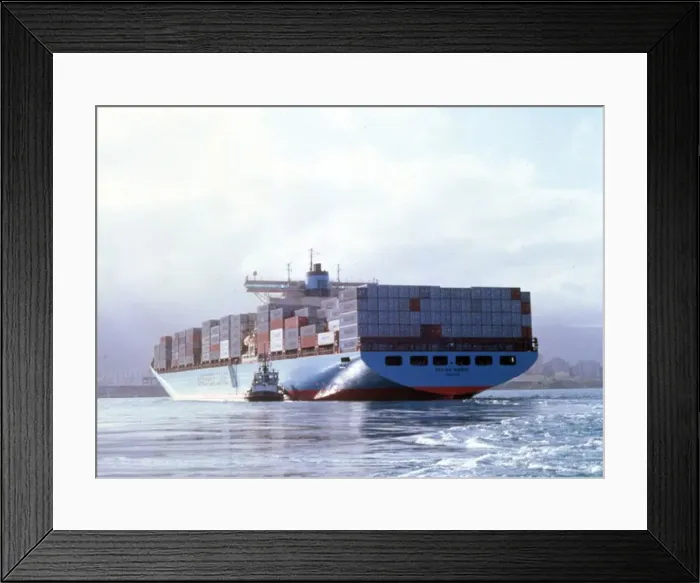 : The Regina Maresk the worlds largest container ship seen here being assisted in to port : The Regina Maresk the worlds largest container ship seen here being assisted in to port