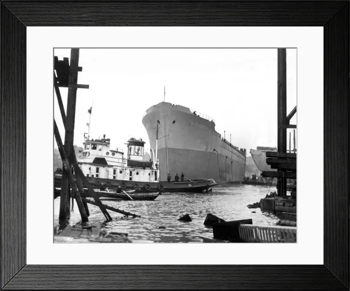 Framed Print : The first bulk carrier to be built at the Sunderland shipyard of Joseph L Thompson