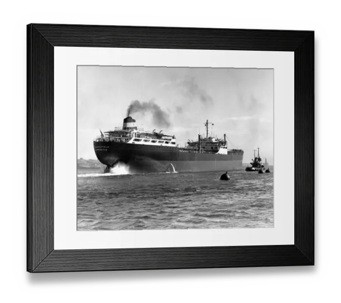 Framed Print : River Tyne built for Tyne owners, The tanker Thamesfield (32 Framed Print : River Tyne built for Tyne owners, The tanker Thamesfield (32