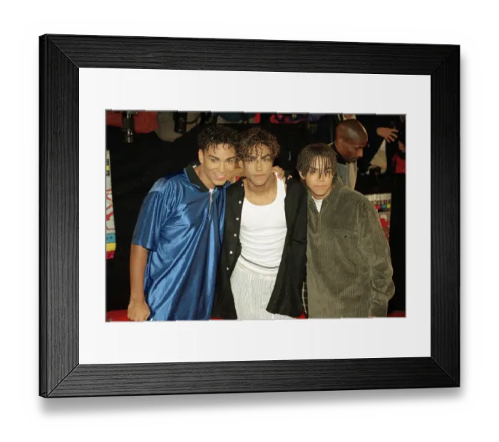 Framed Print : American boy band 3T pose for pictures at the MTV Music Awards 14th November 1996