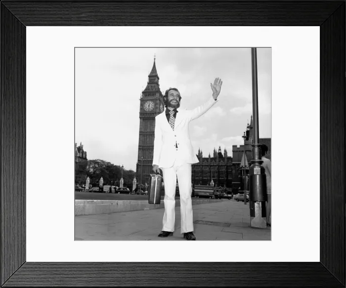 Framed Print : Leslie Huckfield MP for Nuneaton, bearded and condsidered by many colleagues to have been Framed Print : Leslie Huckfield MP for Nuneaton, bearded and condsidered by many colleagues to have been