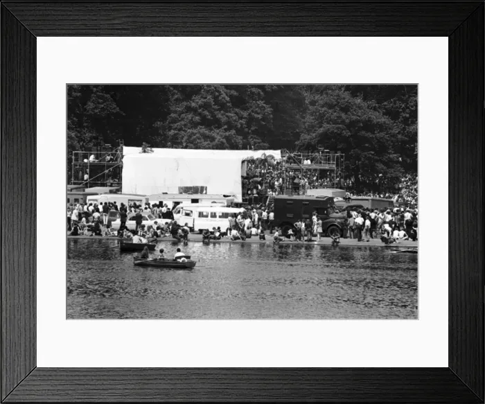 Framed Print : Fans gathered at the edge of the Serpentone during the all day concert at Hyde Park Framed Print : Fans gathered at the edge of the Serpentone during the all day concert at Hyde Park