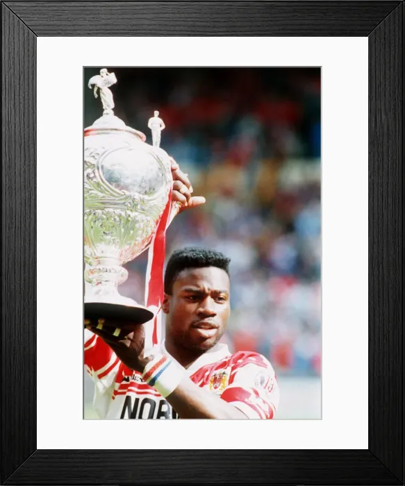 Framed Print : Martin Offiah, Rugby League, 1992 Pictured holding up the Challenge Cup Framed Print : Martin Offiah, Rugby League, 1992 Pictured holding up the Challenge Cup
