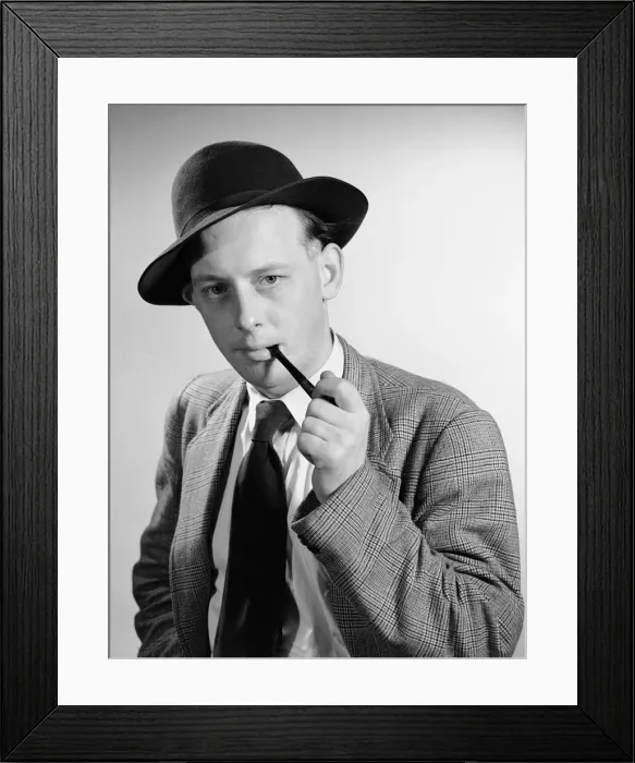 Framed Print : Pipe smoker Gordon Ingham 11th August 1953 Framed Print : Pipe smoker Gordon Ingham 11th August 1953
