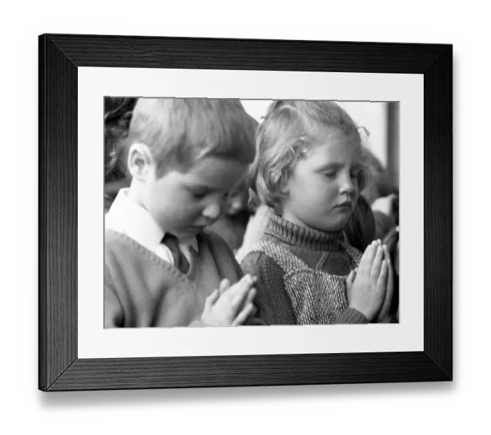 Framed Print : Children from St. Andrews Church of England School, Eastern Green, Coventry