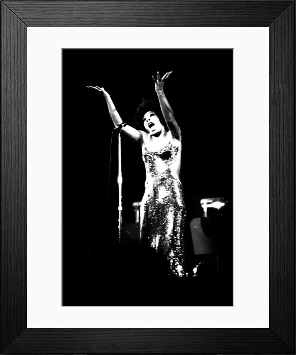 Framed Print : Shirley Bassey performing on stage in concert at Newcastle City Hall 30th April 1971
