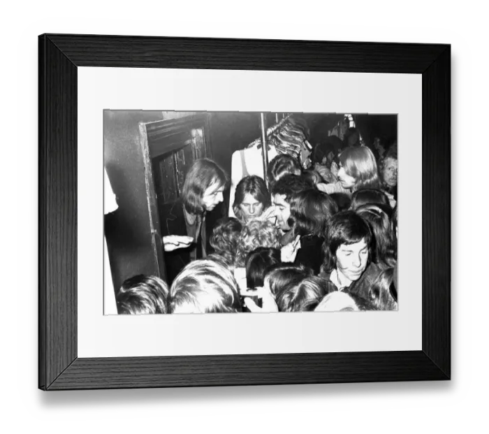Framed Print : Fans mobbed Ebenezers Boutique in Silver Street, Durham when Adam Faith came to open it