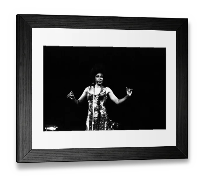 Framed Print : Shirley Bassey performing on stage in concert at Newcastle City Hall 30th April 1971