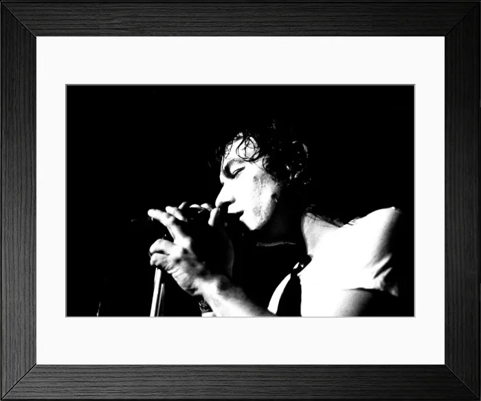 Framed Print : Eric Burdon, ex Animals vocalist, at the City Hall, Newcastle in September 1970 Framed Print : Eric Burdon, ex Animals vocalist, at the City Hall, Newcastle in September 1970