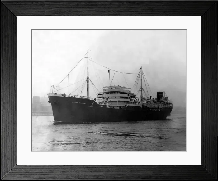 Framed Print : The ship British Viscount leaves the River Tyne for Abudan Framed Print : The ship British Viscount leaves the River Tyne for Abudan