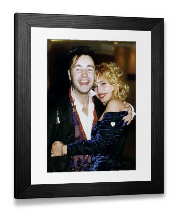 Framed Print : Nigel Kennedy Violinist with girlfriend Brix Smith Brixie DBase Framed Print : Nigel Kennedy Violinist with girlfriend Brix Smith Brixie DBase