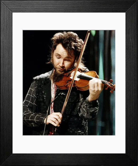Framed Print : Nigel Kennedy Violinist at Royal Variety Performance dbase Framed Print : Nigel Kennedy Violinist at Royal Variety Performance dbase