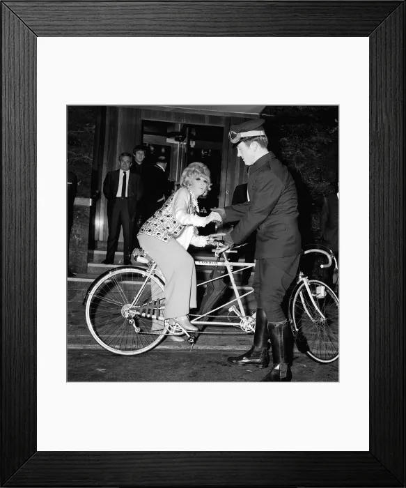 Framed Print : Dusty Springfield Country and Western singer May 1968 Framed Print : Dusty Springfield Country and Western singer May 1968