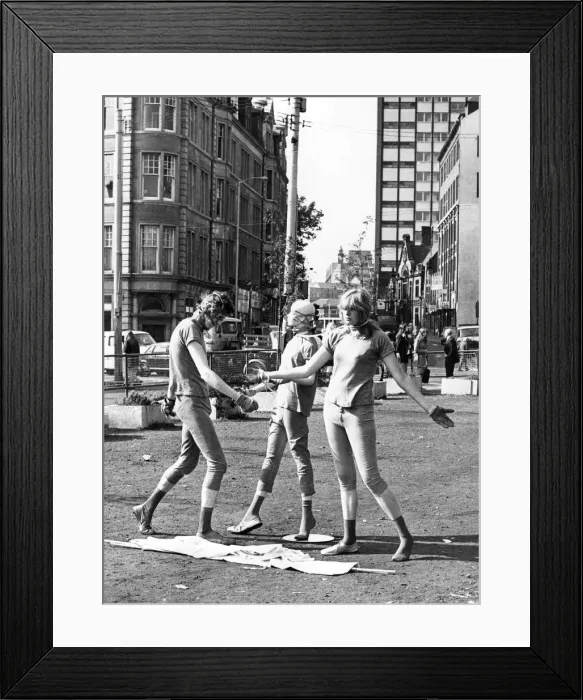 Framed Print : Experimental theatre company The John Bull Repair Kit performing in Blacket Street