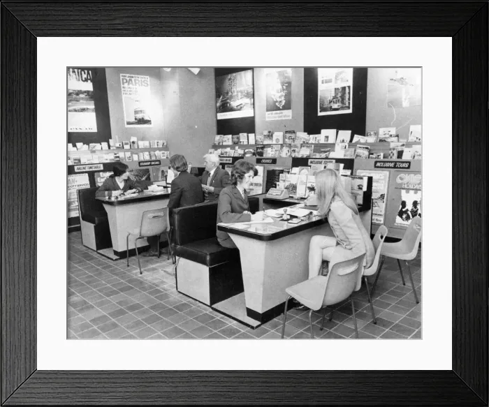 Framed Print : Customers decide which destination for this years annual holiday