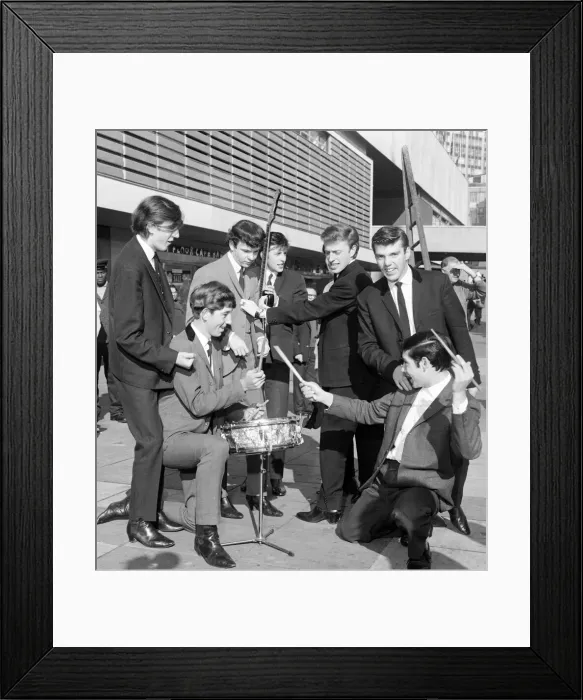 Framed Print : Pictue show two different pop groups both named The Fortunes Framed Print : Pictue show two different pop groups both named The Fortunes