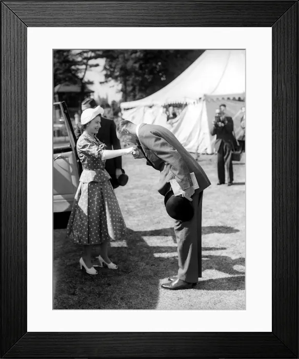 Framed Print : HRH Queen Elizabeth II at the Royal Horse Show, Windsor July 1952 Framed Print : HRH Queen Elizabeth II at the Royal Horse Show, Windsor July 1952