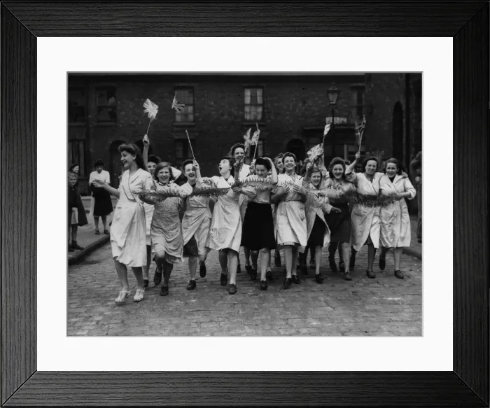 Framed Print : Workers celebrate Victory in Europe Day in Manchester at the end of the Second World War Framed Print : Workers celebrate Victory in Europe Day in Manchester at the end of the Second World War