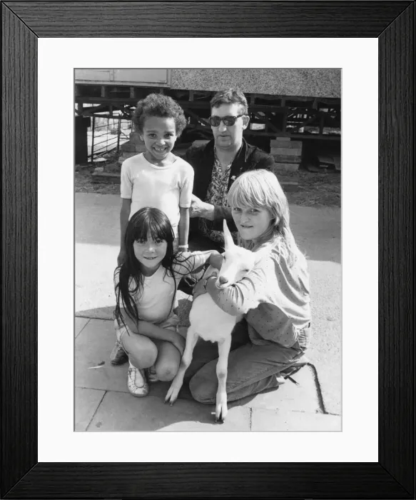 Framed Print : Jimmy Nail visiting Byker City Farm. Pictured with Lian Chung Framed Print : Jimmy Nail visiting Byker City Farm. Pictured with Lian Chung