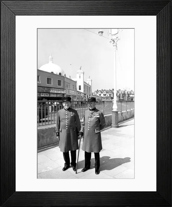 Framed Print : Chelsea Pensioners Joe Melville and Fred Hall at Whitley Bay having a bit of a holiday Framed Print : Chelsea Pensioners Joe Melville and Fred Hall at Whitley Bay having a bit of a holiday