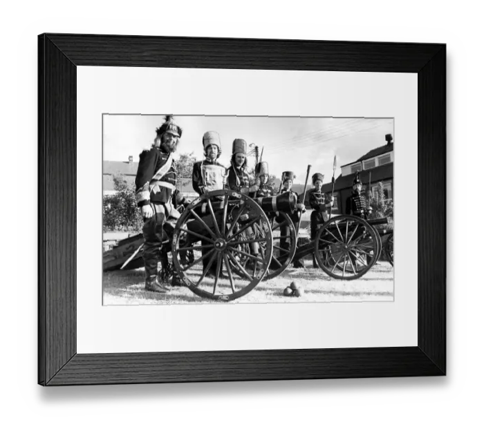 Framed Print : Colonel-General Bill Bursell with his Napoleonic soldiers and cannon Framed Print : Colonel-General Bill Bursell with his Napoleonic soldiers and cannon