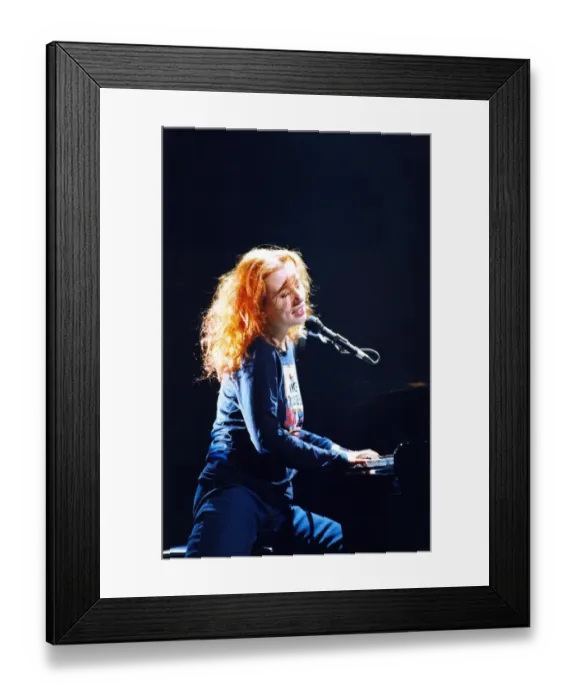 Framed Print : Tori Amos rehearses for her show at the Tyne Theatre in Newcastle