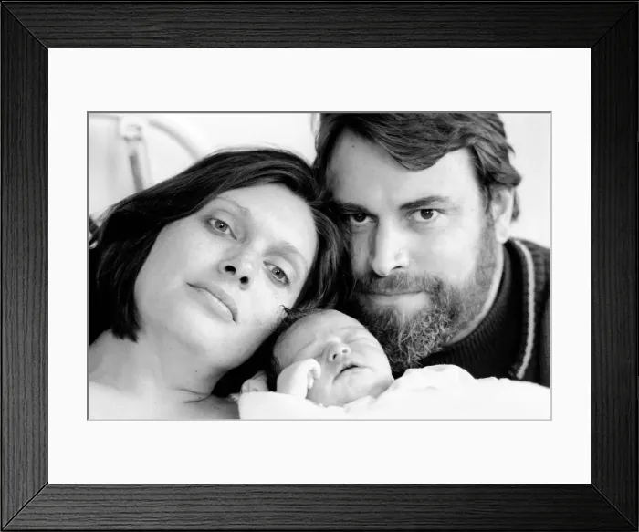 Framed Print : Actor Brian Blessed, wife and baby. April 1975 S75-1995-001 Framed Print : Actor Brian Blessed, wife and baby. April 1975 S75-1995-001