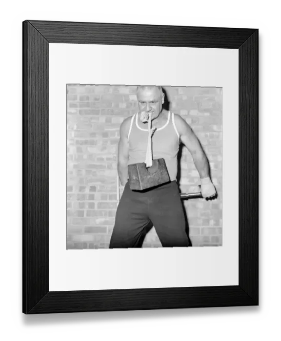 Framed Print : Bare Knuckle Boxer: Donny The Bull'Adams. October 1975 Framed Print : Bare Knuckle Boxer: Donny The Bull'Adams. October 1975
